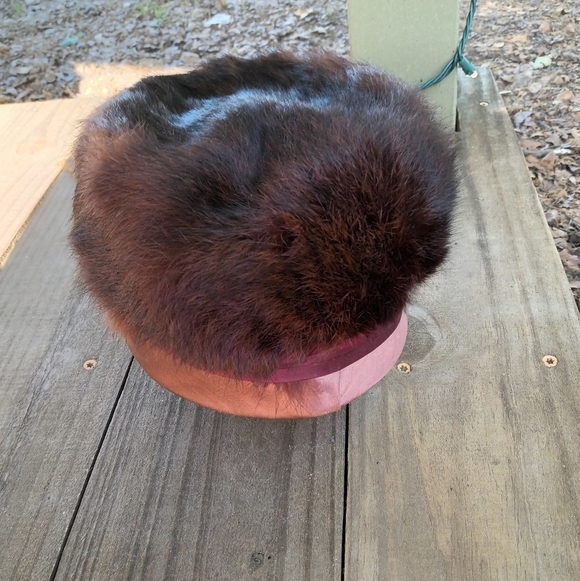 Women's Vintage Faux Fur Pillbox Hat Rhinestones Bow - Picture 3 of 5